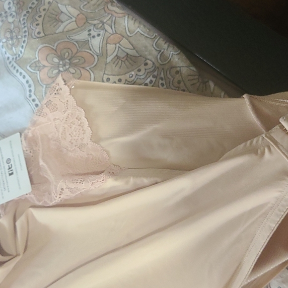 Naomi and Nicole Firm Control Bodybriefer - Picture 2 of 9